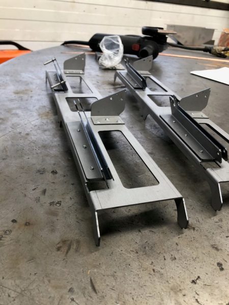 DIVERS PIECES
